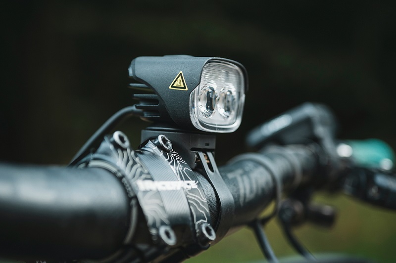 The 10 Best Mountain Bike Lights 2023